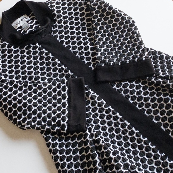 Joseph Ribkoff Tops - Joseph Ribkoff Black & White Honeycomb Button Front Tunic Top Size 6